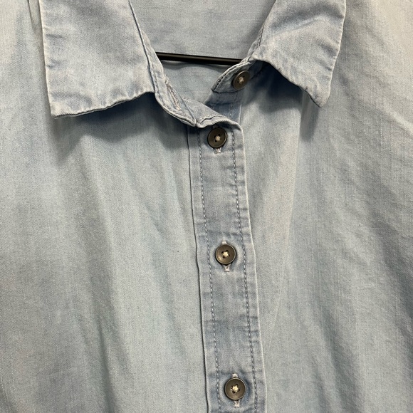 Soft chambray denim top purchased from Nordstrom - Picture 6 of 8